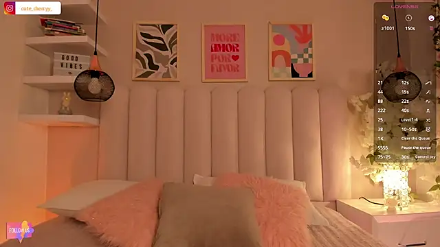 cute  cherry  online show from 12/19/25, 08:55