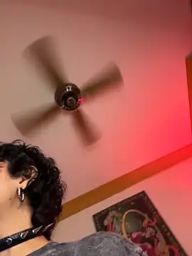 ZahaRoseee online show from 03/28/26, 05:19