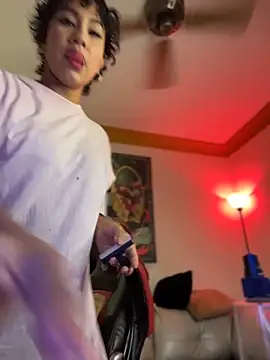 ZahaRoseee online show from 04/11/26, 01:02