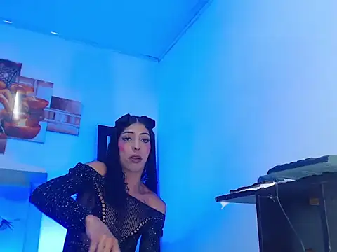 Snapshot of sofia_collenx chatting on 04/15/26, 01:44 sofia collenx online show from 04/15/26, 01:44