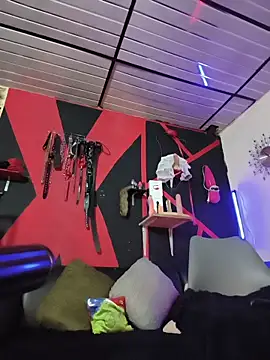 mal x online show from 10/23/25, 09:41