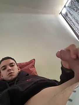 ricardo333 online show from 03/24/26, 01:44