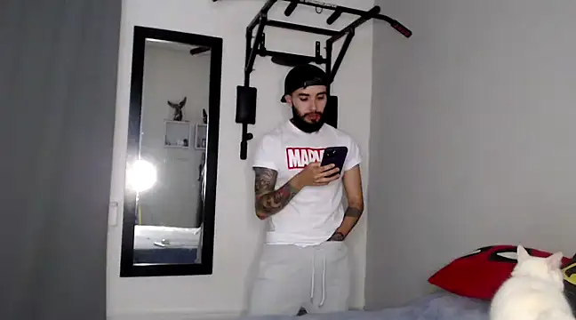 transgenderboy online show from 02/25/25, 01:09