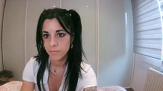 secretoeternoo online show from 04/11/26, 04:54