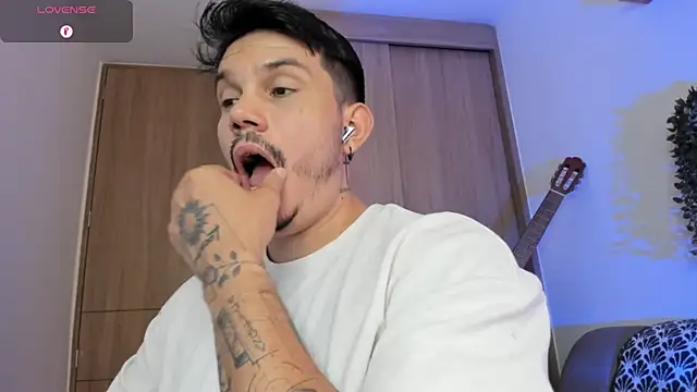 alejandro stark online show from 05/09/26, 02:04