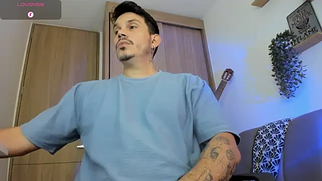 alejandro stark online show from 05/22/26, 03:43