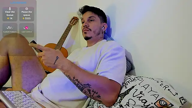 Snapshot of alejandro_stark chatting on 01/11/26, 09:27 alejandro stark online show from 01/11/26, 09:27