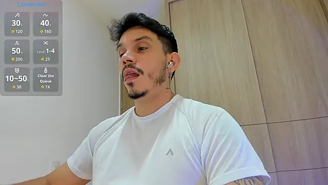 Snapshot of alejandro_stark chatting on 11/02/25, 06:29 alejandro stark online show from 11/02/25, 06:29