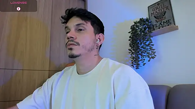 alejandro stark online show from 05/01/26, 03:33