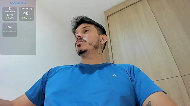 Snapshot of alejandro_stark chatting on 11/01/25, 05:47 alejandro stark online show from 11/01/25, 05:47