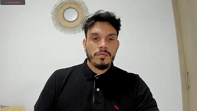 Snapshot of alejandro_stark chatting on 12/27/24, 10:05 alejandro stark online show from 12/27/24, 10:05