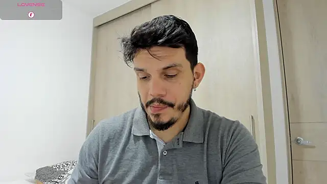 Snapshot of alejandro_stark chatting on 02/12/25, 01:16 alejandro stark online show from 02/12/25, 01:16