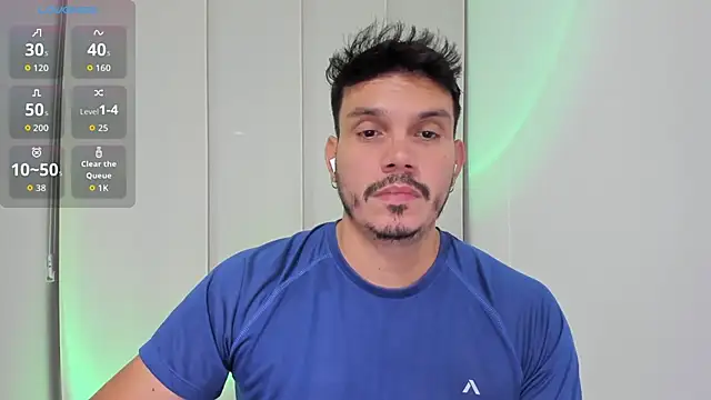 Snapshot of alejandro_stark chatting on 10/07/25, 02:12 alejandro stark online show from 10/07/25, 02:12