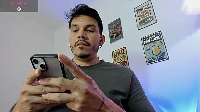 Snapshot of alejandro_stark chatting on 01/18/26, 09:29 alejandro stark online show from 01/18/26, 09:29