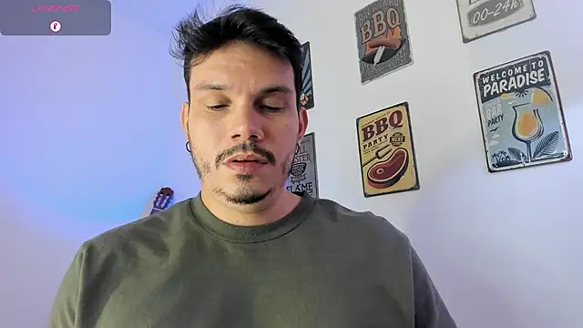 Snapshot of alejandro_stark chatting on 02/25/26, 10:37 alejandro stark online show from 02/25/26, 10:37