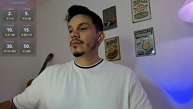 Snapshot of alejandro_stark chatting on 01/10/26, 10:54 alejandro stark online show from 01/10/26, 10:54