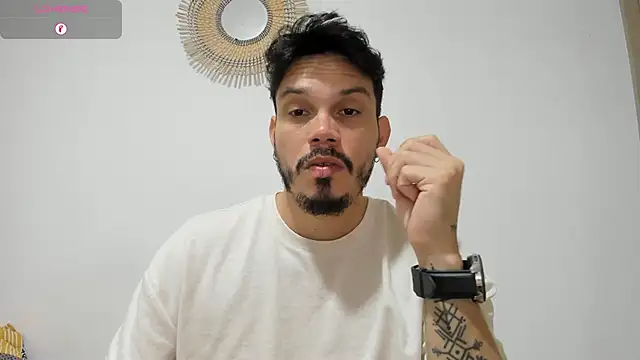 Snapshot of alejandro_stark chatting on 01/18/25, 10:17 alejandro stark online show from 01/18/25, 10:17
