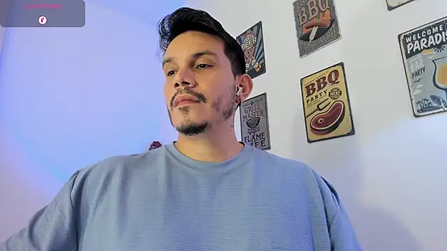 Snapshot of alejandro_stark chatting on 02/16/26, 09:52 alejandro stark online show from 02/16/26, 09:52