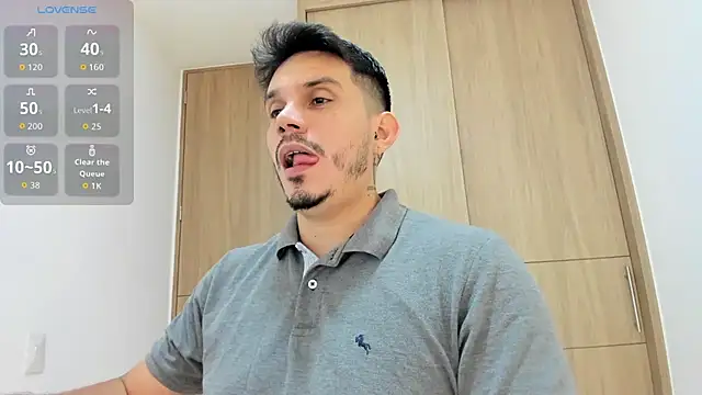 Snapshot of alejandro_stark chatting on 11/07/25, 01:21 alejandro stark online show from 11/07/25, 01:21