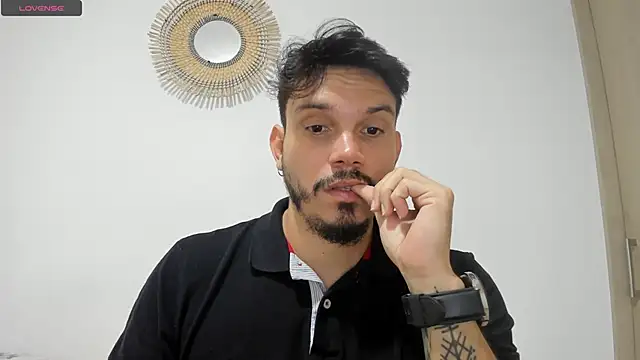 Snapshot of alejandro_stark chatting on 01/09/25, 03:12 alejandro stark online show from 01/09/25, 03:12