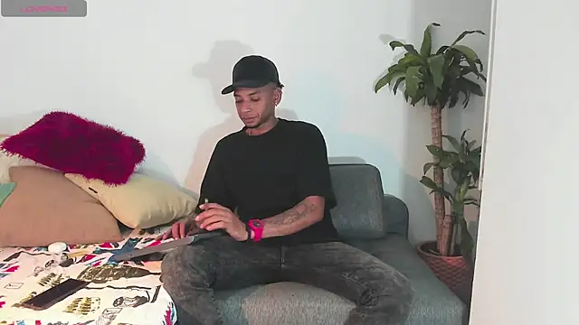 Snapshot of _Bbc_master_ chatting on 03/06/25, 01:48 Bbc master online show from 03/06/25, 01:48