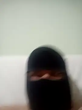 Snapshot of Kidding_Road chatting on 12/02/24, 03:21 Kidding Road online show from 12/02/24, 03:21