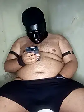 Snapshot of Kidding_Road chatting on 10/05/25, 09:38 Kidding Road online show from 10/05/25, 09:38