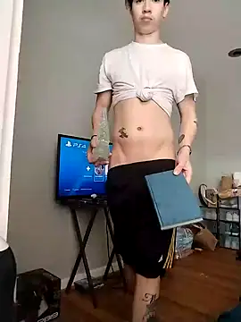 LiverandBrat77 online show from 02/07/25, 04:14