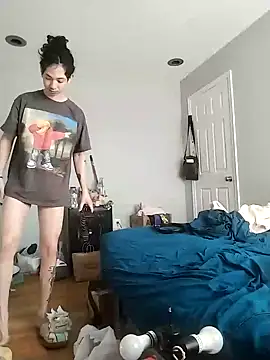 LiverandBrat77 online show from 02/10/25, 08:00