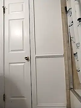 LiverandBrat77 online show from 02/28/25, 05:26