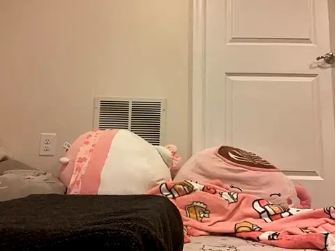 LiverandBrat77 online show from 10/27/25, 02:45