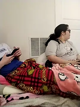 LiverandBrat77 online show from 02/05/26, 04:47