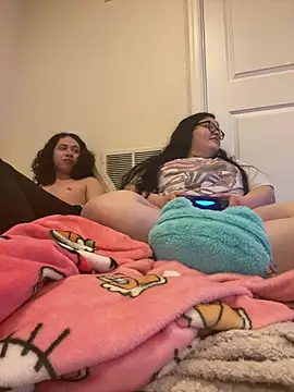 LiverandBrat77 online show from 03/07/26, 01:45