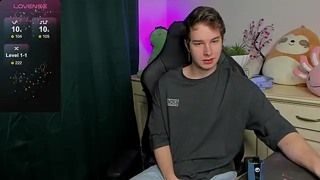 Vincent Strong online show from 09/14/25, 08:15