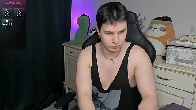 Vincent Strong online show from 12/22/25, 08:14