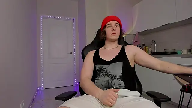 Vincent Strong online show from 02/28/25, 02:42