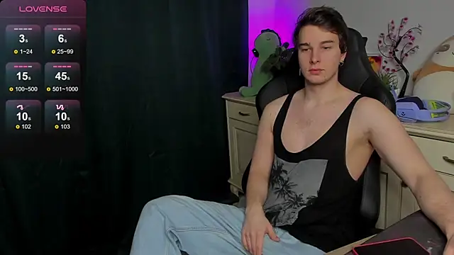 Vincent Strong online show from 10/11/25, 08:15