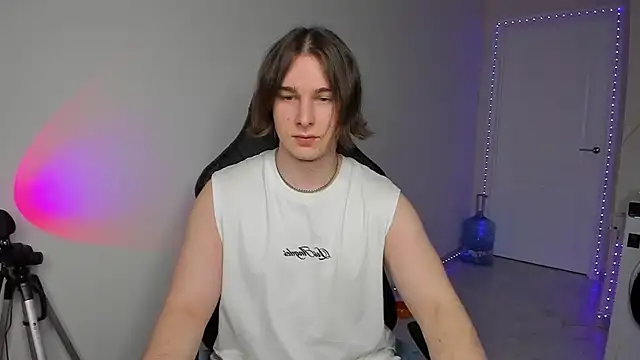 Vincent Strong online show from 01/27/25, 12:37