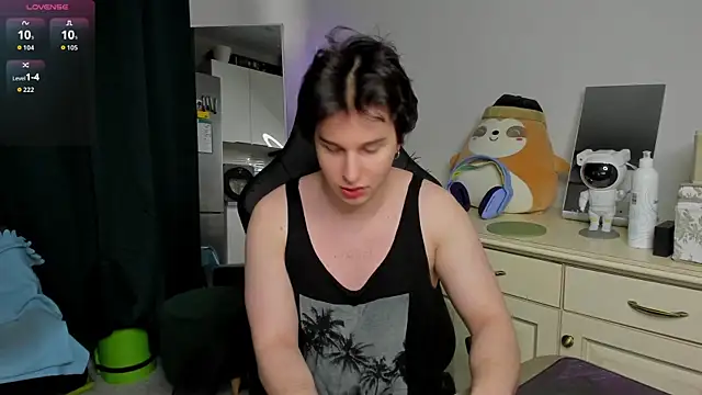 Vincent Strong online show from 04/05/26, 02:35