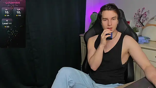 Vincent Strong online show from 11/02/25, 08:19