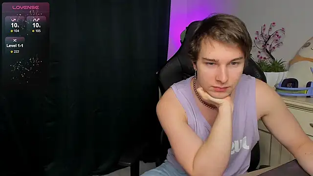 Vincent Strong online show from 11/10/25, 08:08