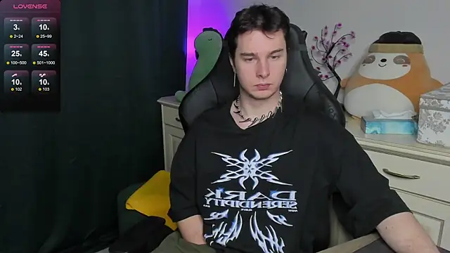 Vincent Strong online show from 01/16/26, 01:37