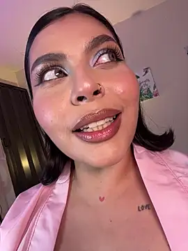 GigiiStone online show from 03/21/26, 11:30