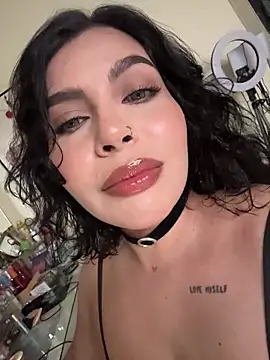 GigiiStone online show from 03/15/26, 07:43