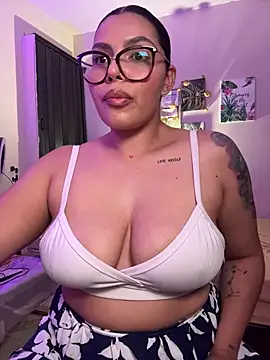 GigiiStone online show from 03/30/26, 11:28