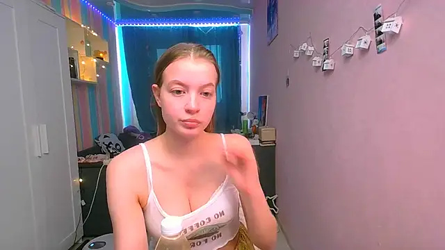   Aphrodita  wow   online show from 03/22/25, 12:46