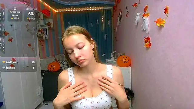   Aphrodita  wow   online show from 11/02/25, 01:27