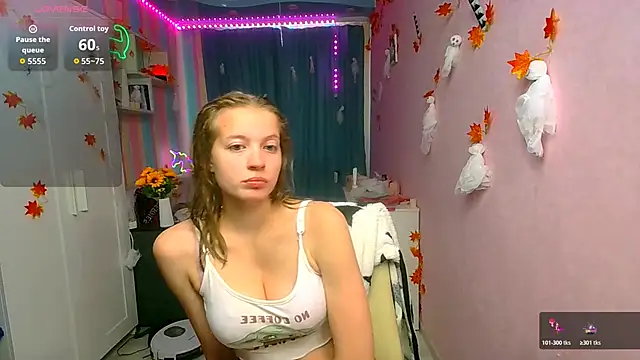   Aphrodita  wow   online show from 10/24/25, 06:01