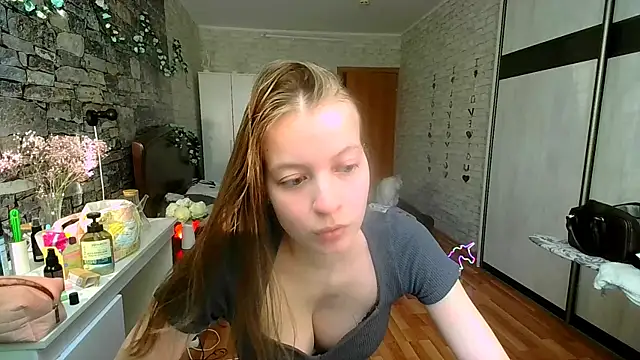   Aphrodita  wow   online show from 04/15/26, 01:37