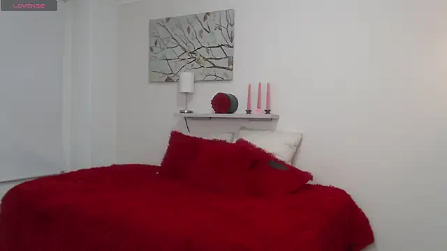 Snapshot of sofia_perez___ chatting on 03/24/26, 07:36 sofia perez online show from 03/24/26, 07:36